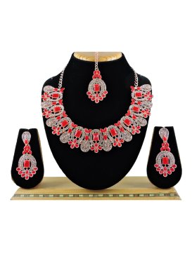 Divine Red and White Necklace Set For Party