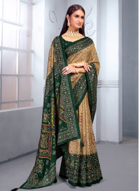 Dola Silk Trendy Classic Saree For Ceremonial