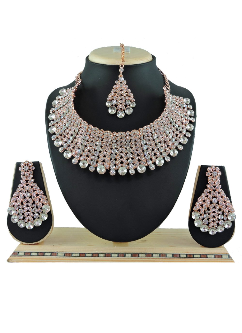Elegant Alloy Gold Rodium Polish Stone Work Peach and White Necklace Set