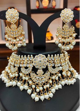 Elegant Gold Rodium Polish Moti Work Necklace Set