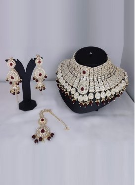 Elegant Maroon and White Beads Work Alloy Silver Rodium Polish Necklace Set