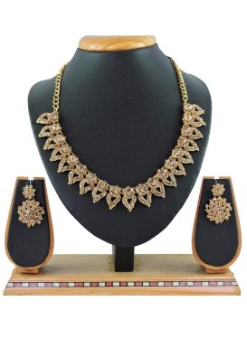 Enchanting Beads Work Alloy Gold Rodium Polish Necklace Set For Ceremonial