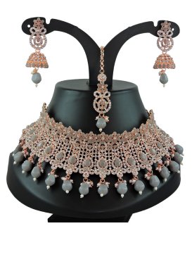 Enchanting Diamond Work Jewellery Set For Ceremonial