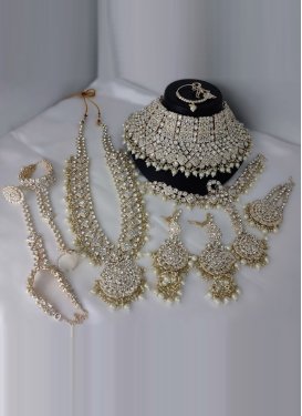 Enchanting Necklace Set For Bridal