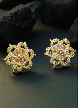 Especial Alloy Gold Rodium Polish Stone Work Earrings