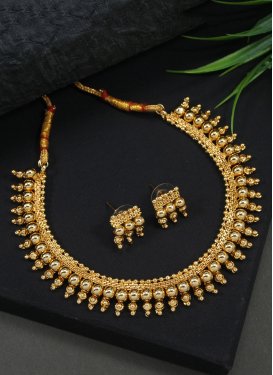 Especial  Gold Rodium Polish Beads Work Necklace Set