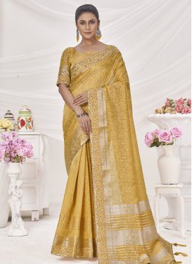 Fancy Fabric Traditional Designer Saree For Ceremonial