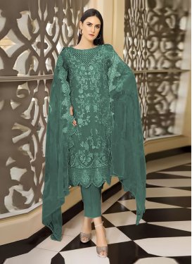 Faux Georgette Pakistani Straight Salwar Suit