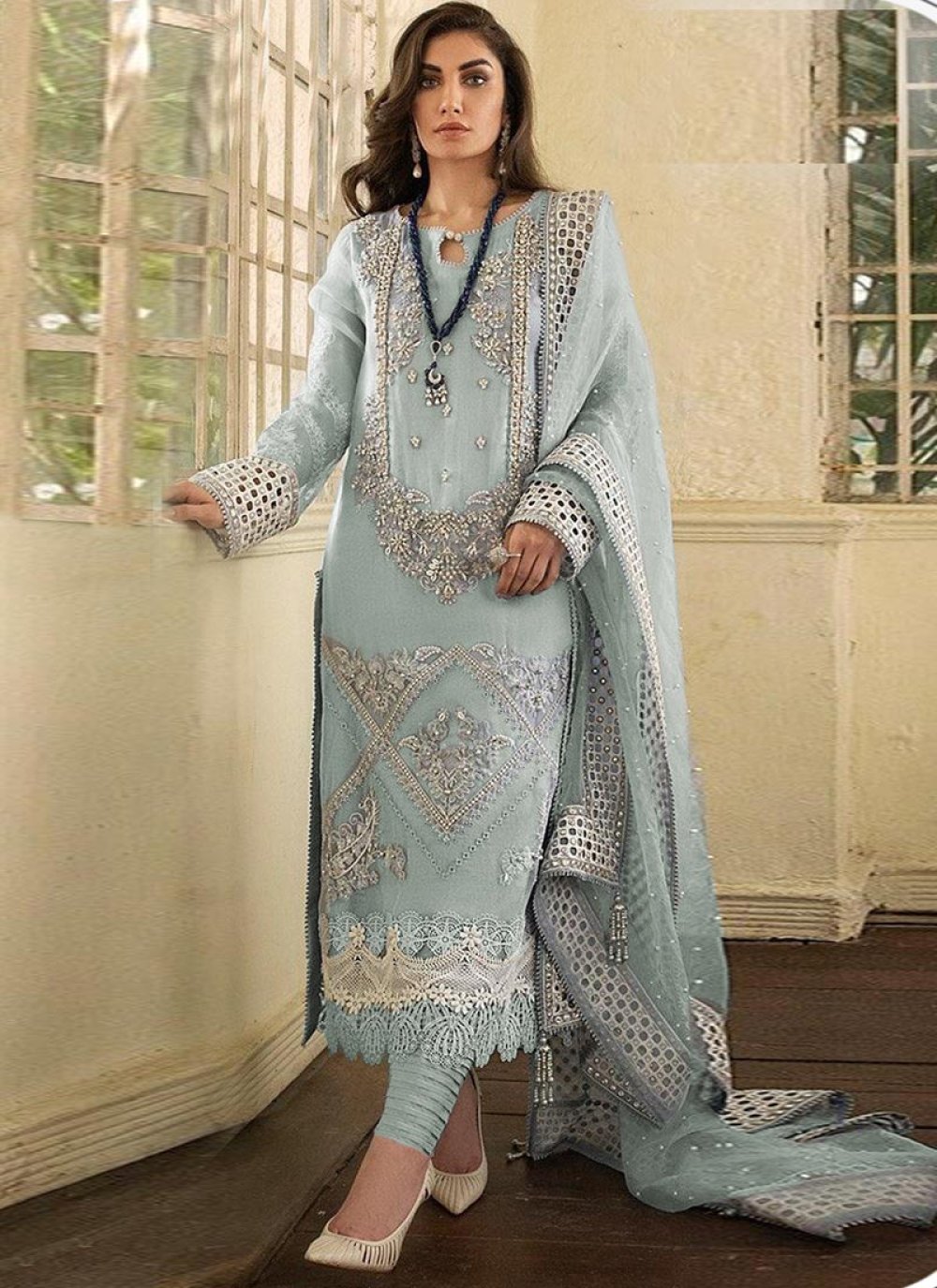 Buy Faux Georgette Pant Style Pakistani Salwar Kameez Online