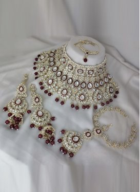 Flamboyant Gold Rodium Polish Beads Work Alloy Necklace Set