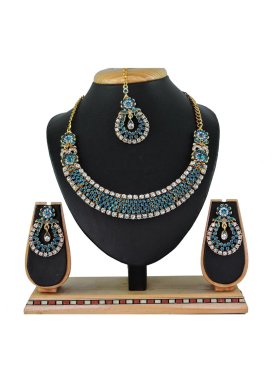 Flamboyant Stone Work Alloy Necklace Set For Festival