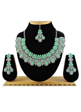 Flamboyant Stone Work Necklace Set For Festival
