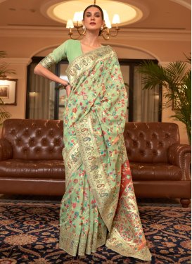 Foliage Print Work Handloom Silk Trendy Designer Saree