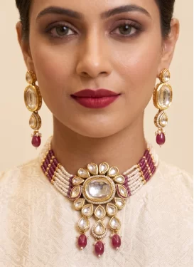Fuchsia and Off White Beads Work Gold Rodium Polish Necklace Set