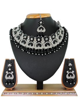 Glorious Alloy Beads Work Necklace Set For Festival