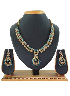 Glorious Alloy Gold Rodium Polish Necklace Set For Ceremonial