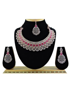Glorious Alloy Stone Work Necklace Set For Festival