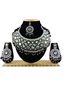 Glorious Black and White Beads Work Necklace Set