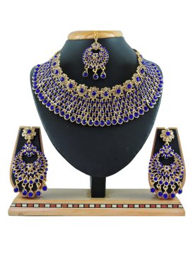 Glorious Gold Rodium Polish Alloy Necklace Set For Ceremonial