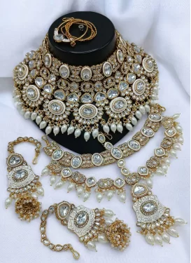 Gold Rodium Polish Alloy Beads Work Necklace Set