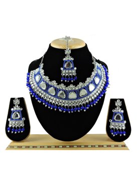 Graceful Alloy Gold Rodium Polish Necklace Set For Ceremonial