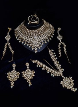 Graceful Bridal Jewelry For Bridal