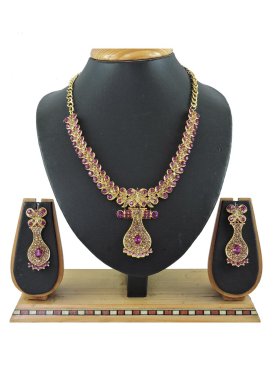 Graceful Gold and Rose Pink Gold Rodium Polish Necklace Set For Ceremonial