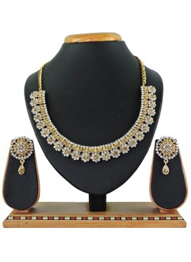 Graceful Gold Rodium Polish Beads Work Alloy Gold and White Necklace Set