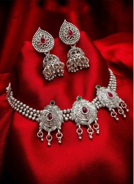 Graceful Silver Rodium Polish Stone Work Necklace Set for Ceremonial