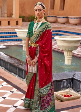 Green and Red Designer Contemporary Style Saree For Ceremonial