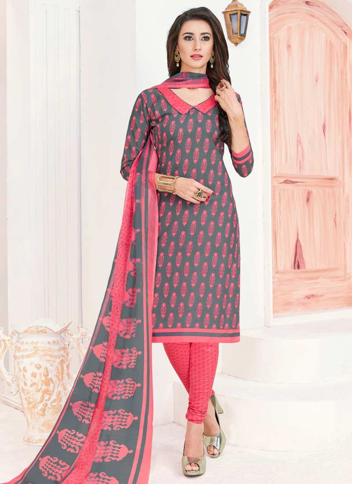 Fashion grey and pink salwar suit