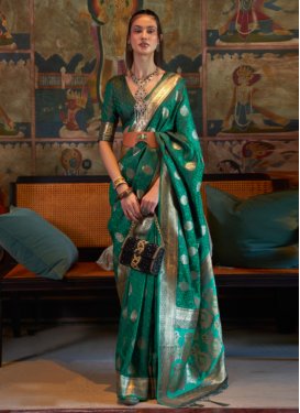 Handloom Silk Designer Contemporary Saree For Festival