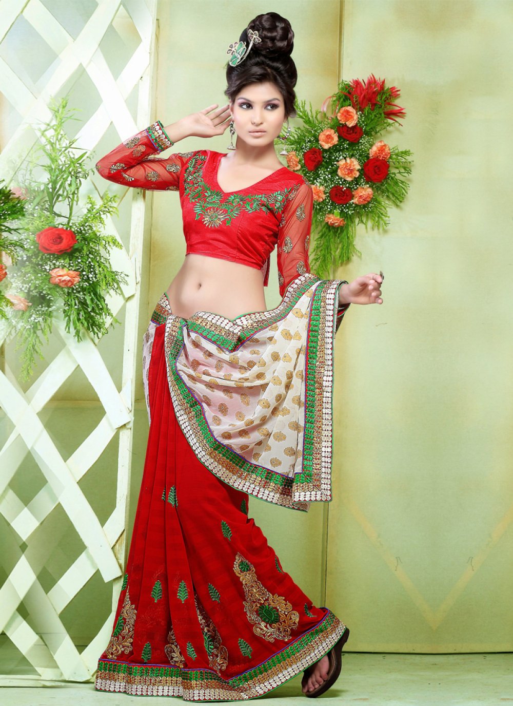 Buy Red & White Sarees for Women by KAVINDI Online | Ajio.com