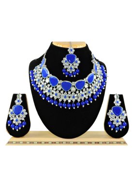 Lordly Alloy Blue and White Necklace Set For Party
