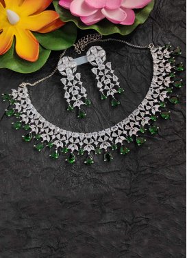 Lordly Alloy Necklace Set For Party