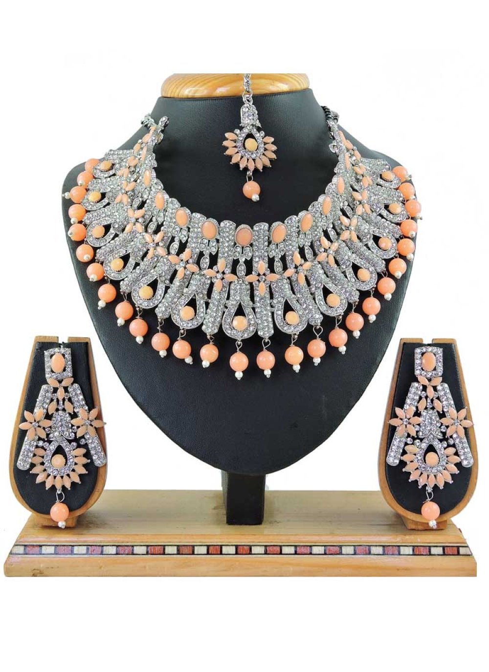 Lordly Beads Work Necklace Set