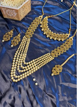 Lordly Gold Rodium Polish Diamond Work Jewellery Set