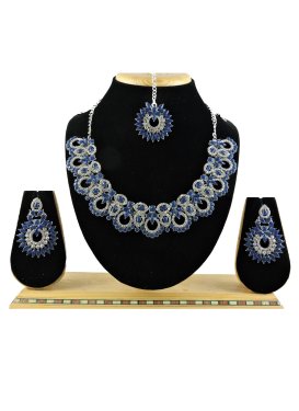 Lordly Navy Blue and Silver Color Alloy Silver Rodium Polish Necklace Set For Ceremonial
