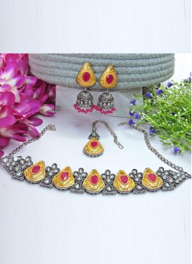 Lordly Silver Rodium Polish Stone Work Alloy Necklace Set For Ceremonial