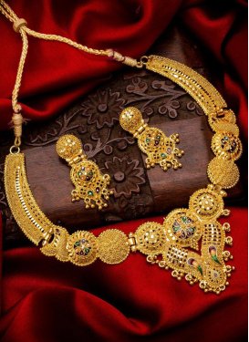 Lordly Stone Work Alloy Gold Rodium Polish Jewellery Set For Ceremonial
