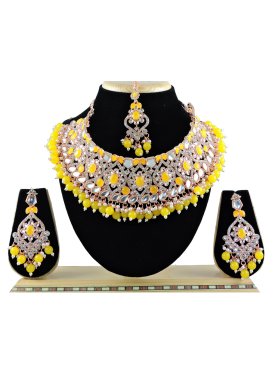 Lovely Beads Work White and Yellow Gold Rodium Polish Necklace Set