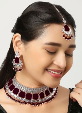 Lovely Maroon and White Necklace Set For Festival