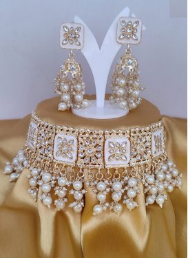 Lovely Moti Work Alloy Jewellery Set