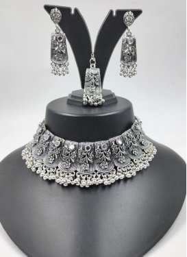 Lovely Silver Rodium Polish Necklace Set