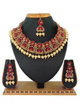 Majesty Beads Work Gold and Red Alloy Necklace Set