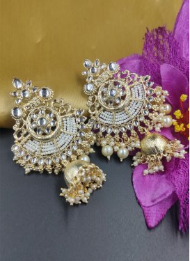 Majesty Beads Work Gold Rodium Polish Earrings