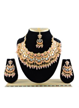 Majesty Peach and White Gold Rodium Polish Necklace Set For Festival
