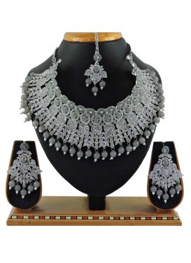 Majesty Silver Rodium Polish Alloy Necklace Set For Ceremonial