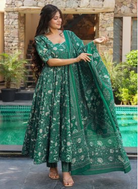 Maslin Readymade Salwar Suit with Digital Print Work in Green for Ceremonial