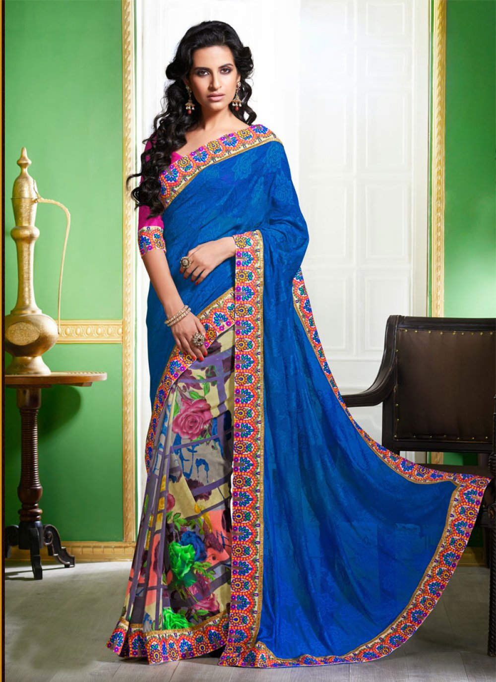 10 Splendid Designs of Lace Sarees for Trending Look